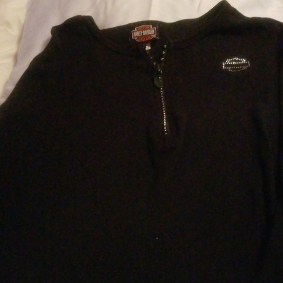 Shirt - Picture 4 of 6